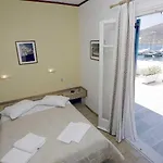 Poseidon Hotel 2*