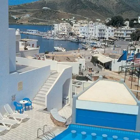 Poseidon 2* Chora (Ios)