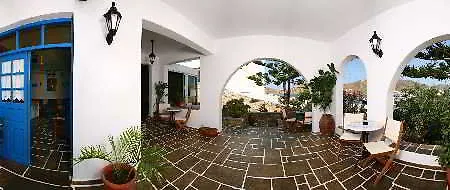 Poseidon 2* Chora (Ios)