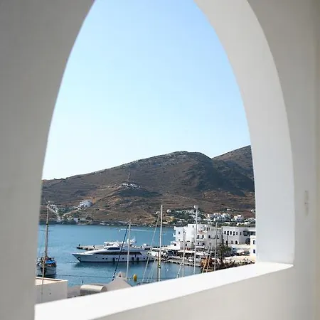 Poseidon Hotel 2*